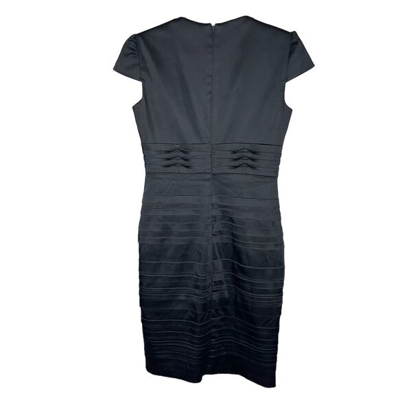 JAX Women's Black Knee Length Cocktail Dress Size 8 Cap Sleeve V-Neck - Picture 2 of 6